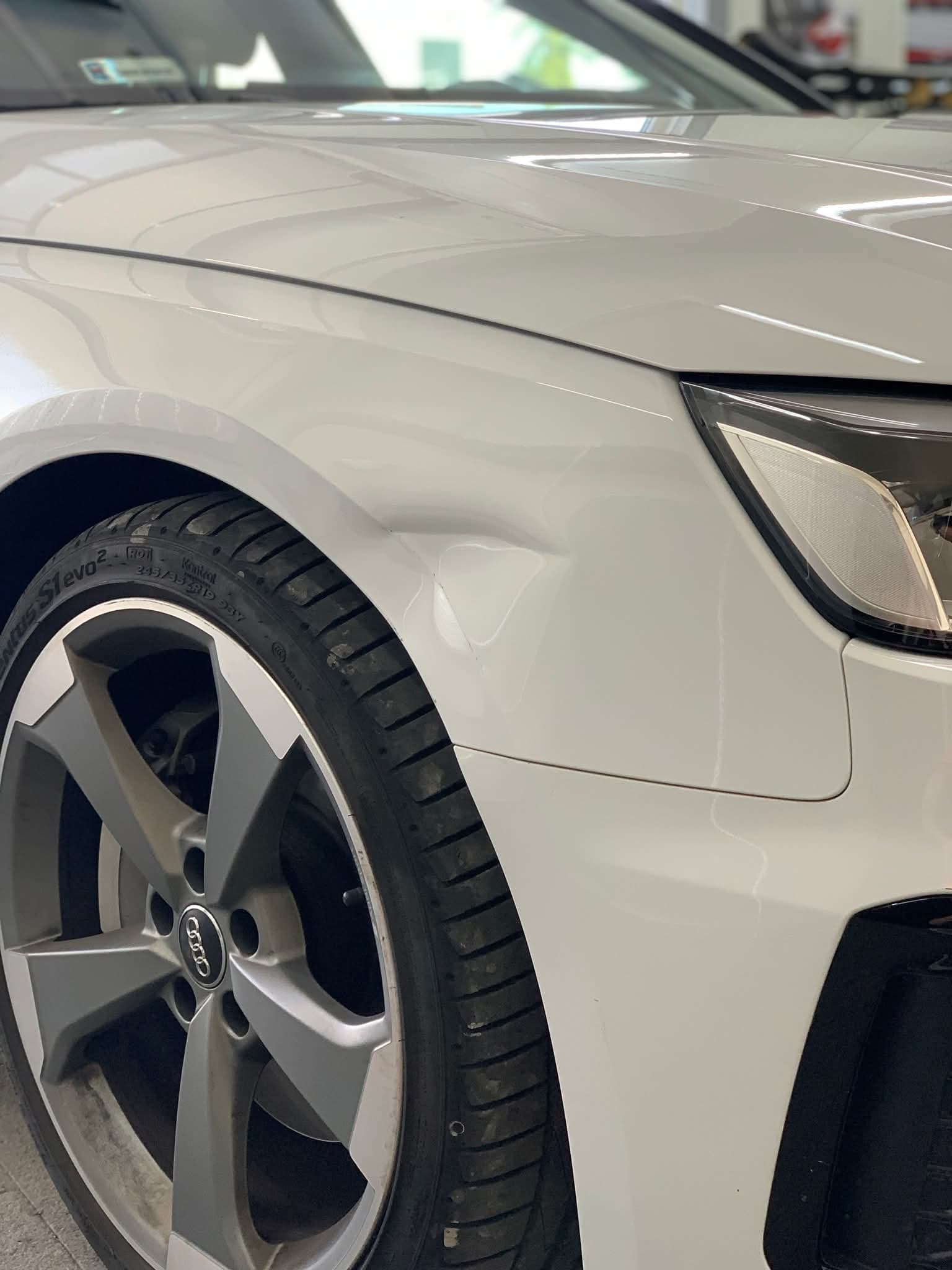 Wgniecenie błotnika - przed naprawą